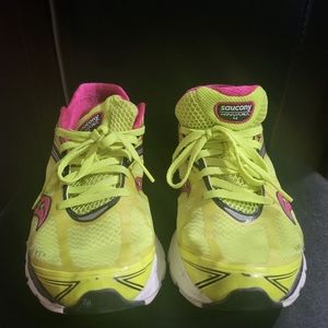 Saucony Sneakers Size 9.5M